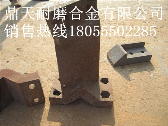 山東路達(dá)瀝青攪拌機襯板配件，山東路達(dá)拌合機葉片配件供貨商